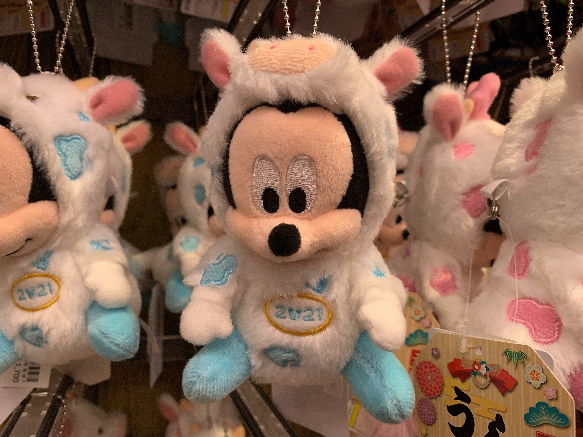 ミッキーぬいぐるみバッジ キャステル Castel ディズニー情報