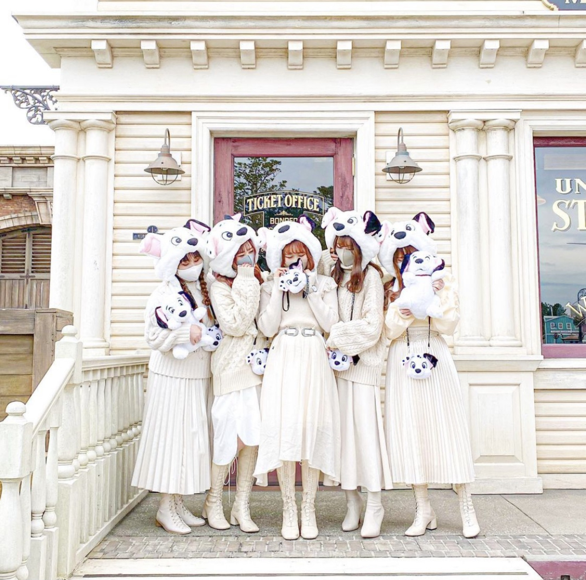 アメリカンウォーターフロント街並み キャステル Castel ディズニー情報