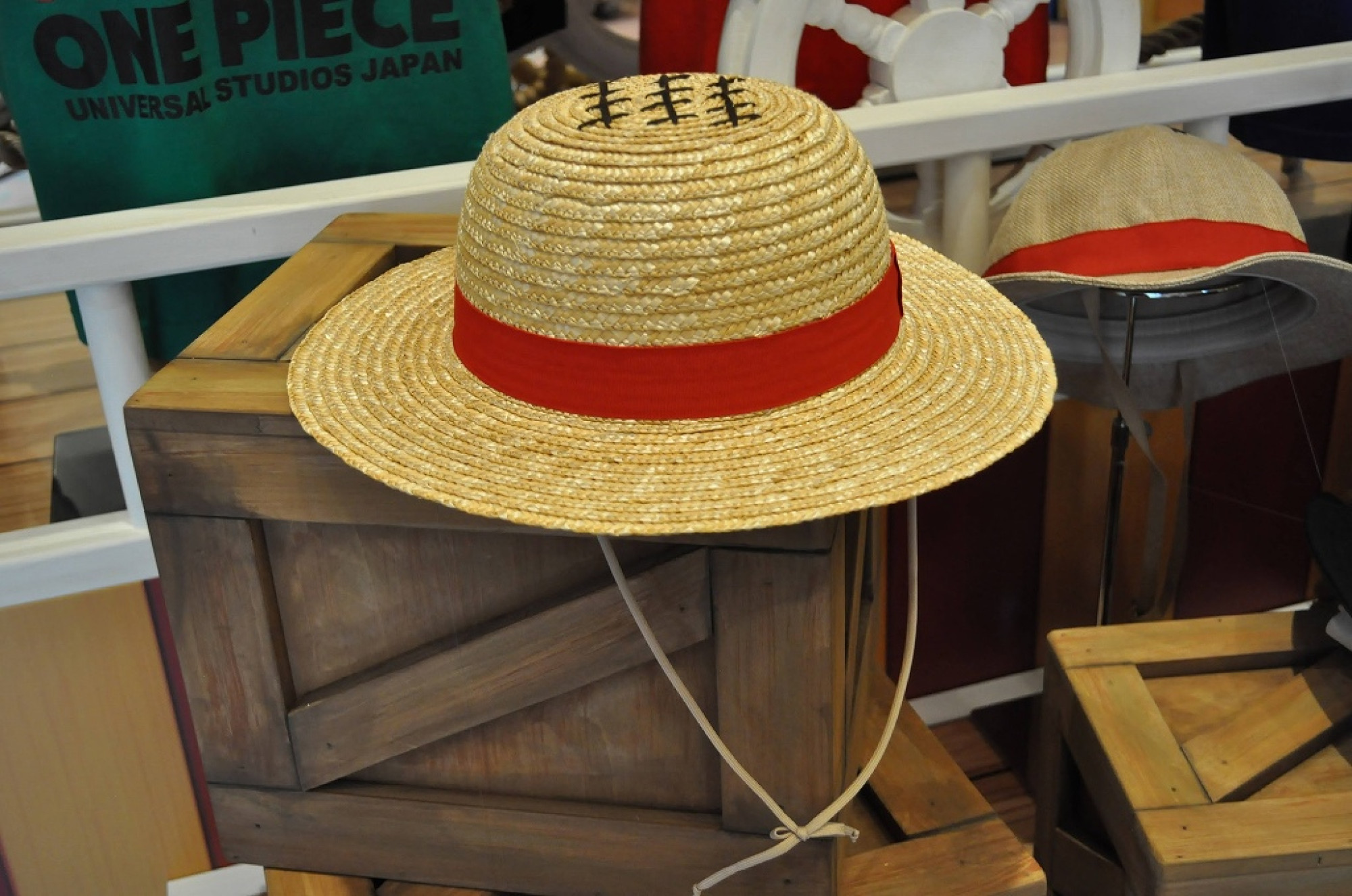 ルフィの麦わら帽子 キャステル Castel ディズニー情報