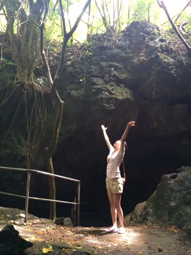 石垣島鍾乳洞太陽の光