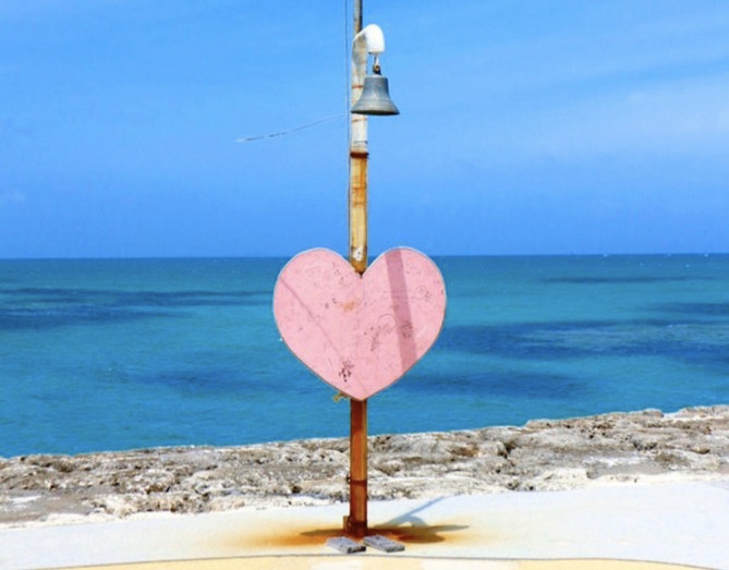 太陽(てぃーだ)の鐘