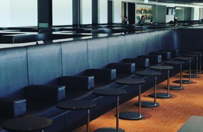 プライベートラウンジ