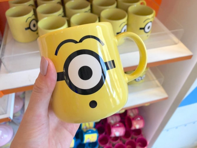 ミニオンマグカップ