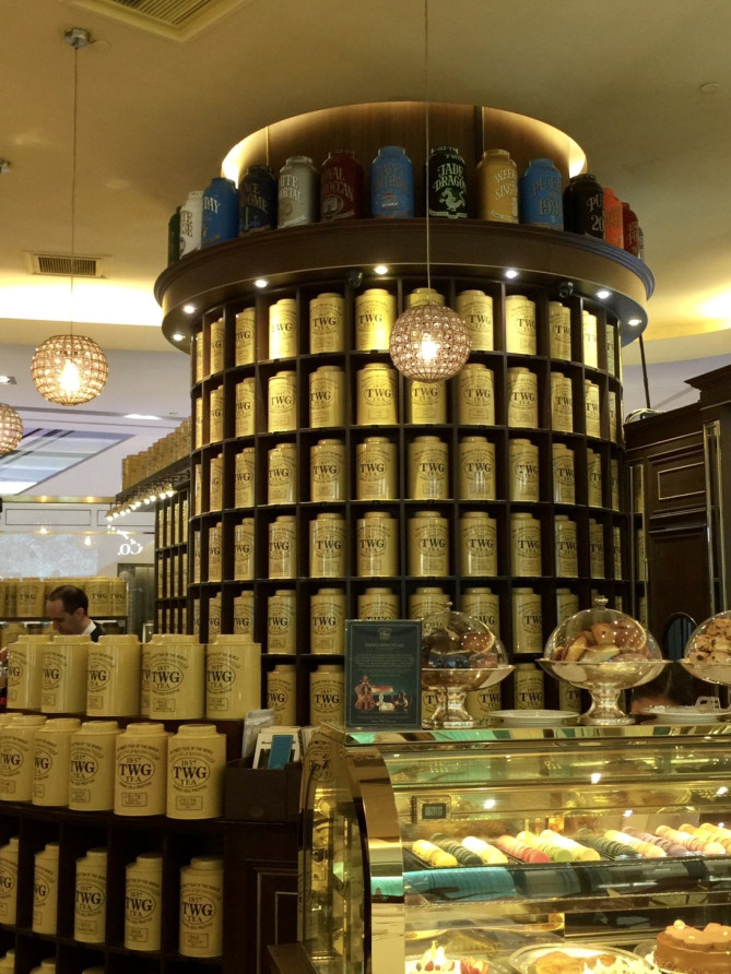 シンガポール チャンギ国際空港で買えるお土産9選 紅茶 パイナップルタルト スタバグッズも