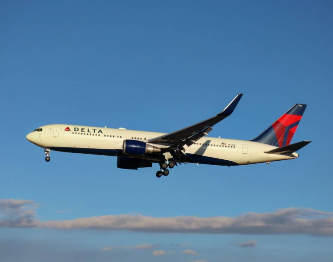 デルタ航空の飛行機