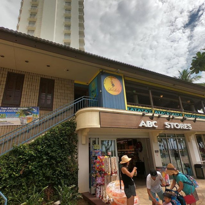 ワイキキビーチ周辺のショップ「ABCストア」