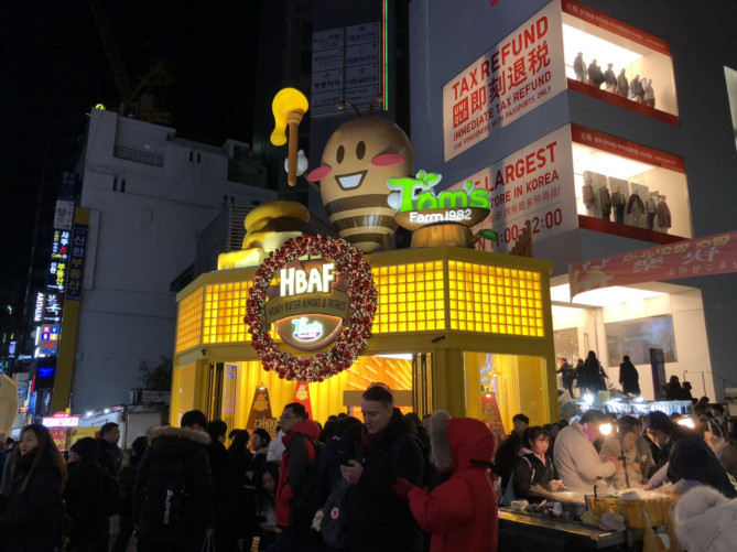 明洞の街並み