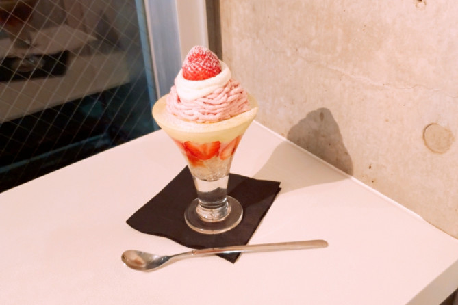 INITIAL OMOTESANDO「ルージュ・ピスターシュ」