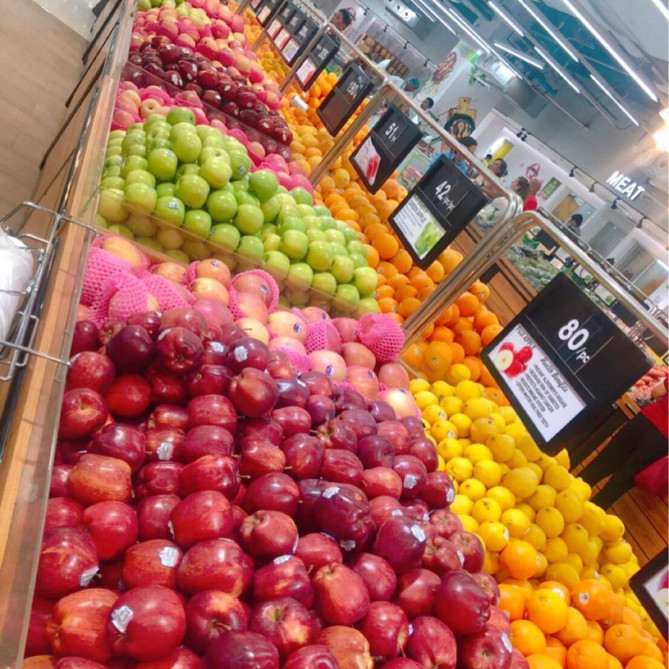 METRO SUPERMARKET(メトロスーパーマーケット)　果物売り場