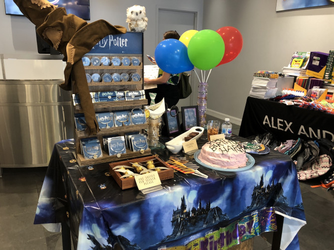 アレックスアンドアニの店内