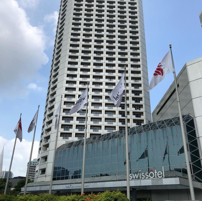 超高層のスイソテル