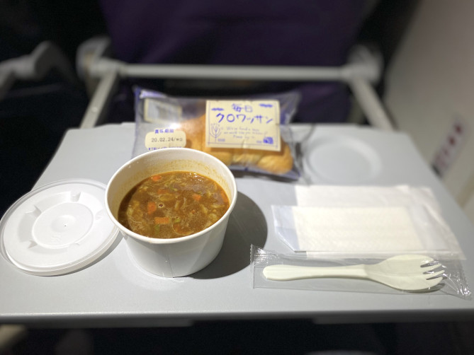 ピーチの機内食