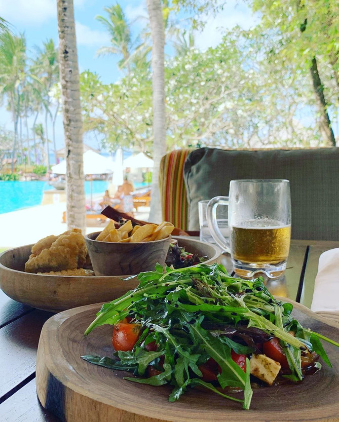 コンラッド・バリ レストラン