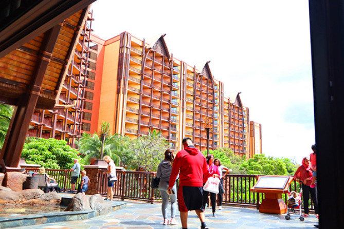 アウラニ・ディズニー・リゾートのロビーからの景色