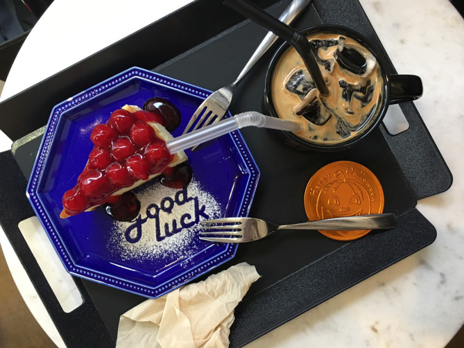 看板メニューの絶品チーズケーキ