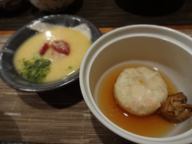 温泉でリラックスした後は絶品料理で腹ごしらえ