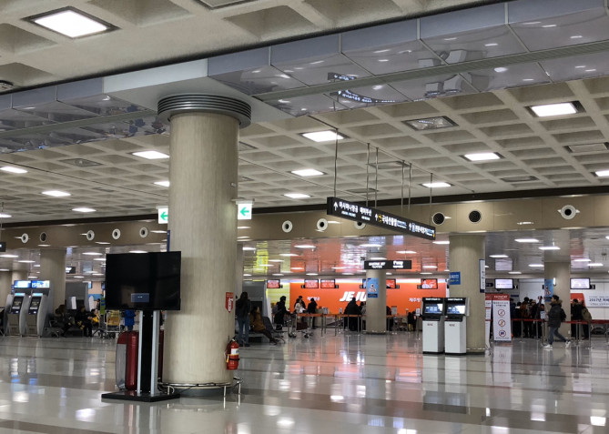 済州国際空港の空港内
