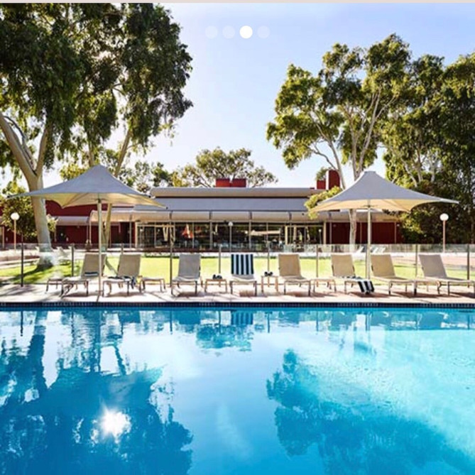 DESERT GARDENS HOTEL