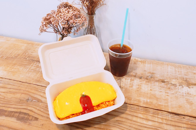 最大3時間待ちのオムライス。写真は　「とろとろ」