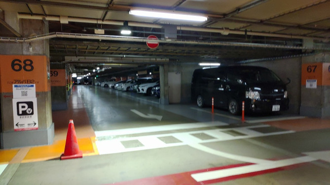 サンシャインシティの駐車場