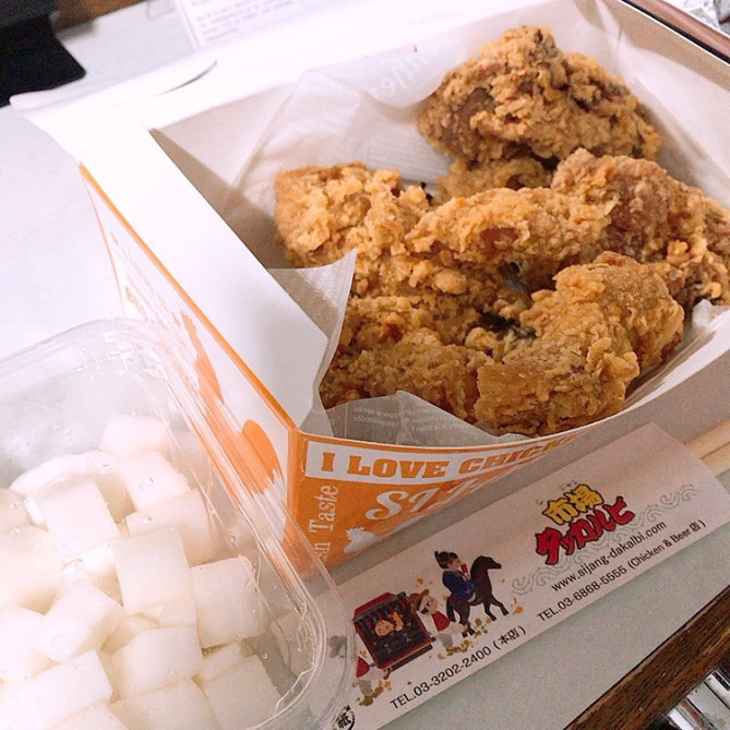 市場タッカルビ＆BBQ Chickenのチキン