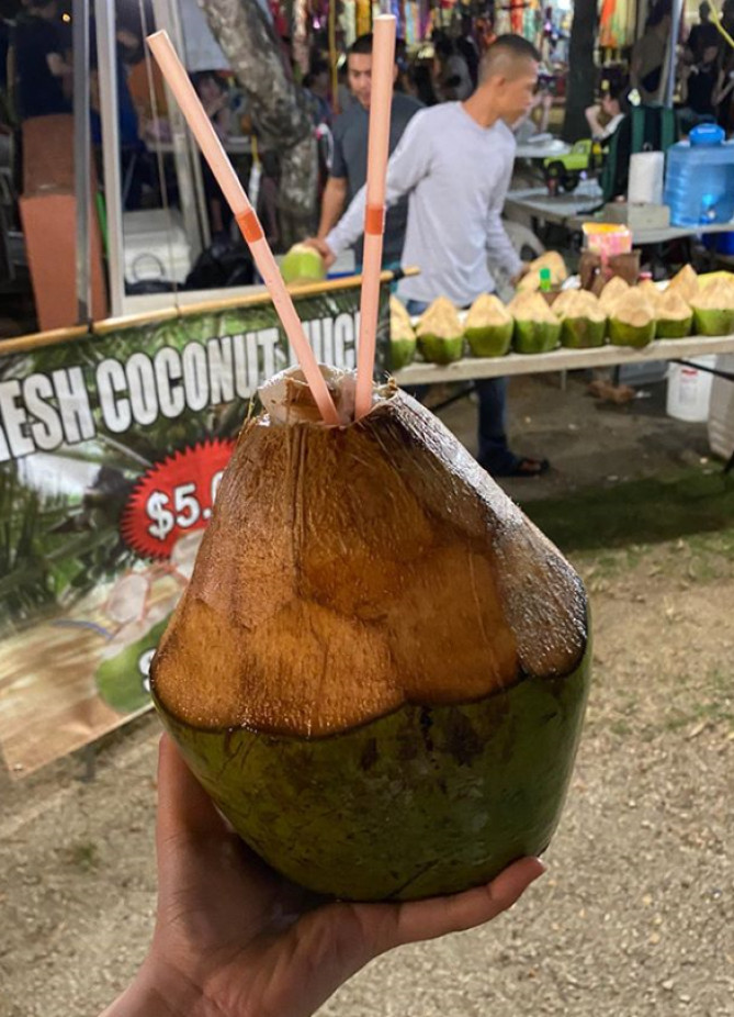 ココナッツジュース