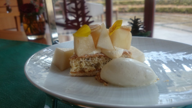 ブレストンコートのデザート