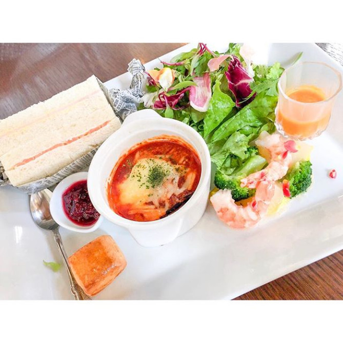 大人気メニュー「Cafe 1894ガーデンプレートランチ」