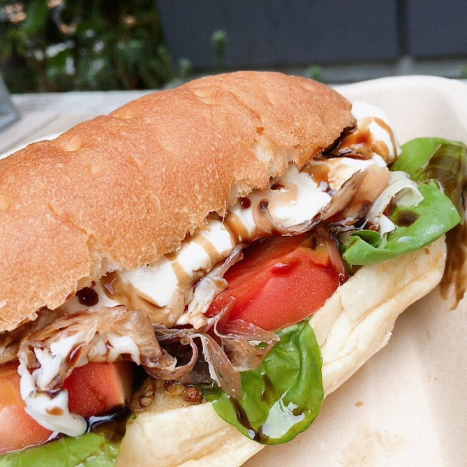 Banks cafe&dining　フォカッチャサンド