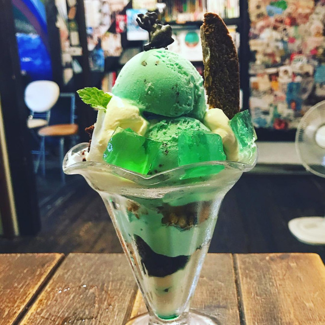 カフェイチマルマルイチ