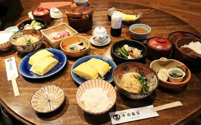 丸太町 十二段家