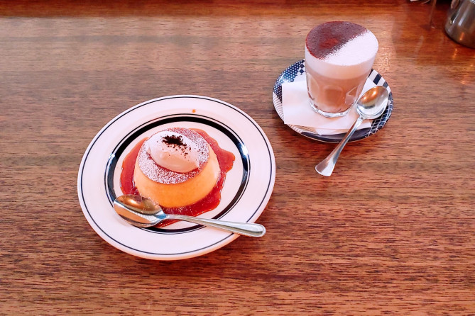 「マロッキーノ」と「自家製プリン」