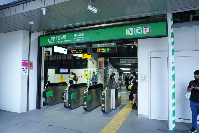 渋谷駅中央改札:3階