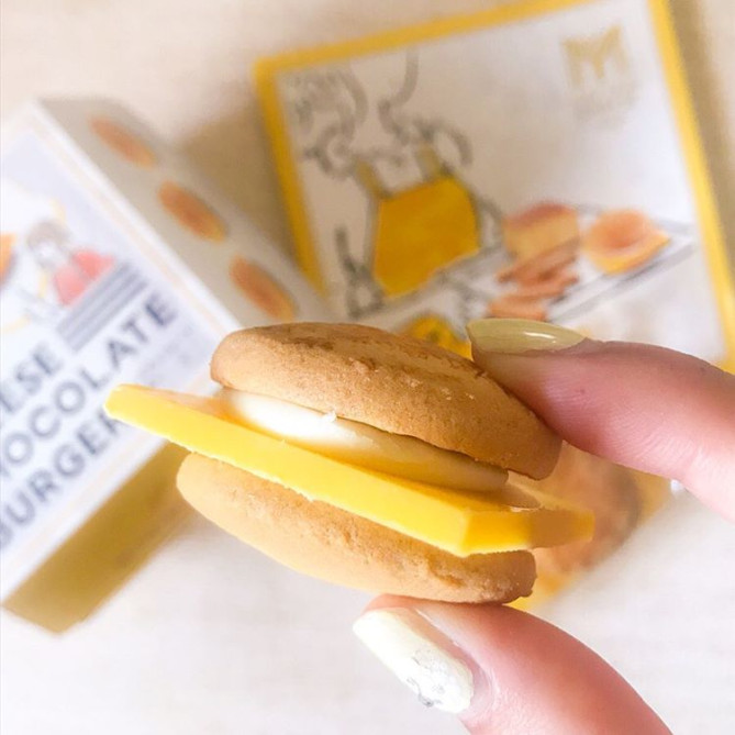 マイキャプテンチーズTOKYO「チーズチョコレートハンバーガー:550円~」