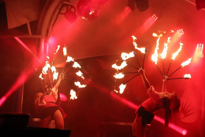 IBIZA Beach Club（イビザビーチクラブ）のパフォーマンス