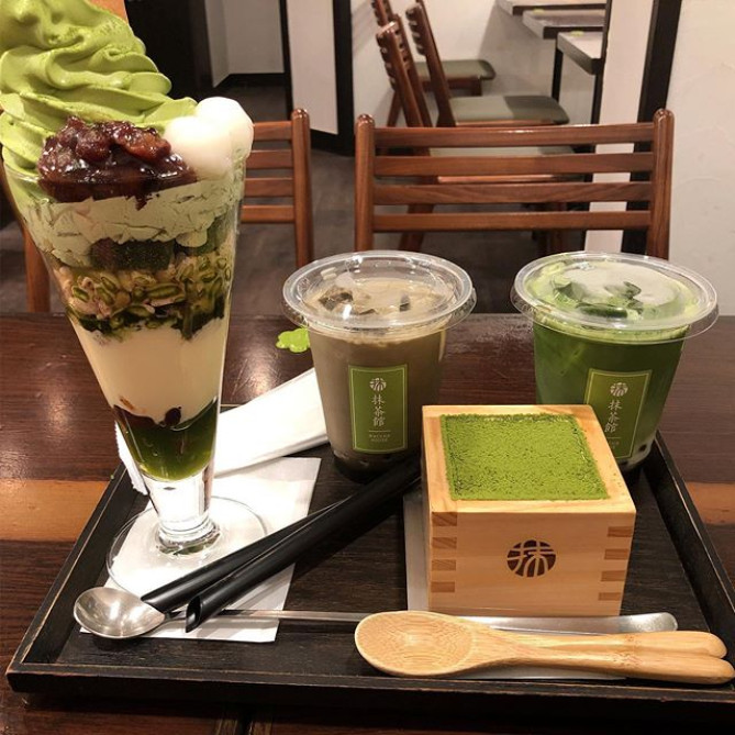 抹茶パフェ