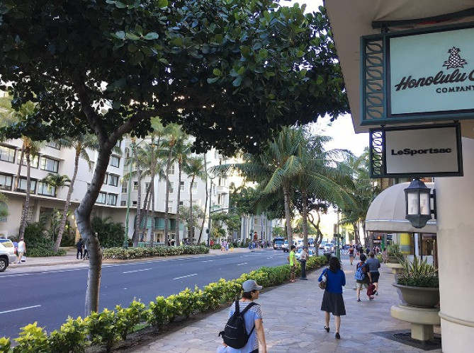 ハワイのホテルは格安でどれぐらい?