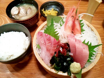 【北海道】絶品ご当地グルメ12選！海鮮、ジンギスカン、ラーメン、スープカレー、チーズ料理など