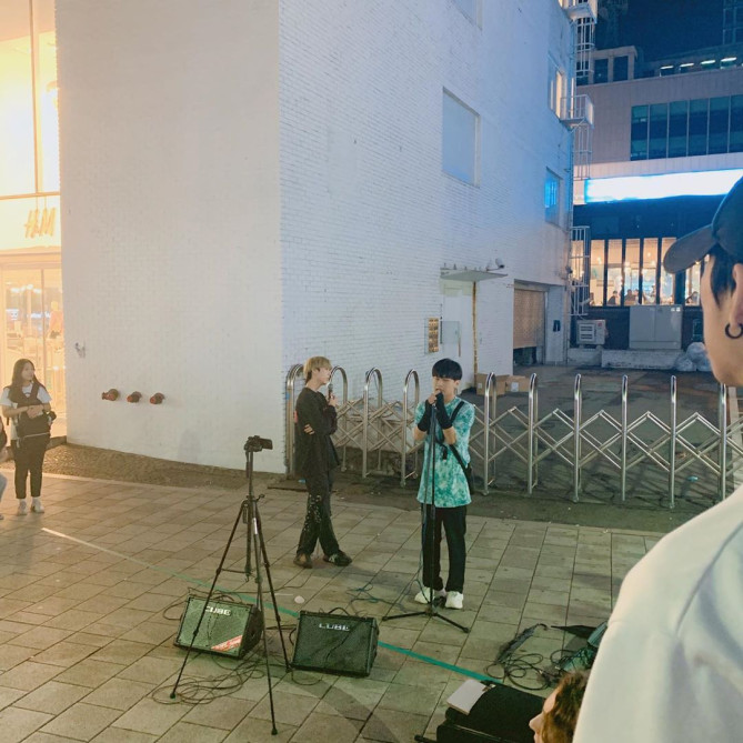 バスキン＝ストリートライブ