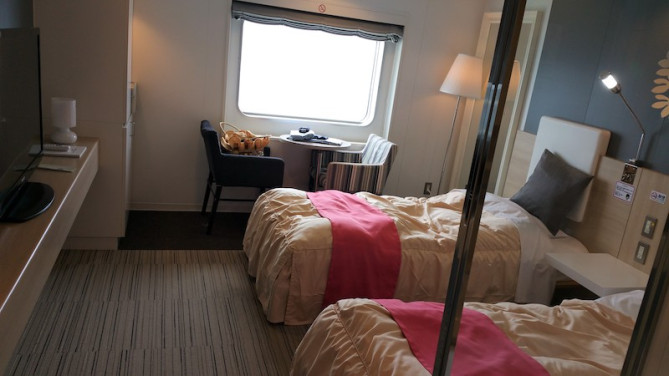 特等室はツインベッドルーム