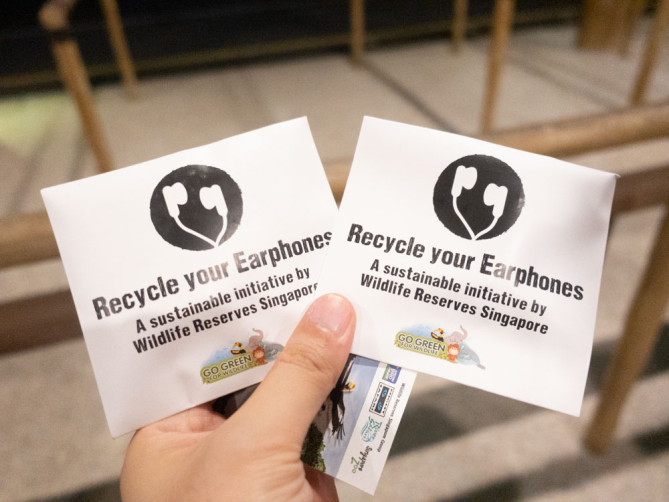 サファリツアーの多言語対応イヤフォン