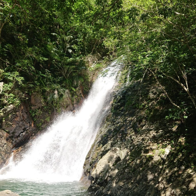 比地大滝まではトレッキングが楽しめる