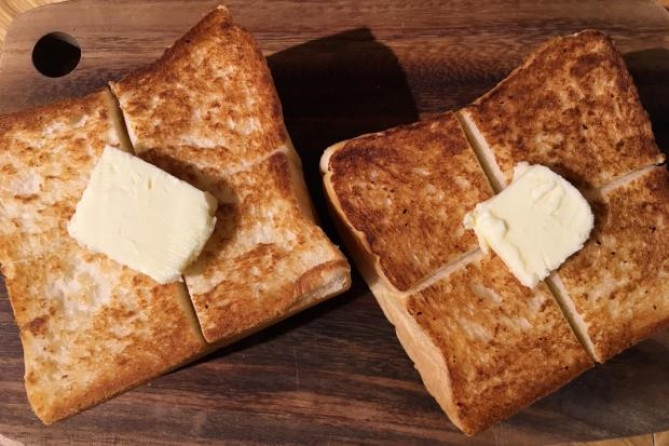 モーニング限定バタートースト