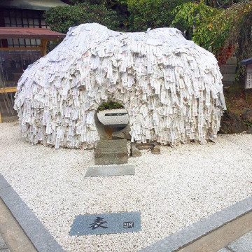 【要注意】京都で話題の縁切り神社「安井金比羅宮」がヤバい！怖すぎる体験談の真相は？！