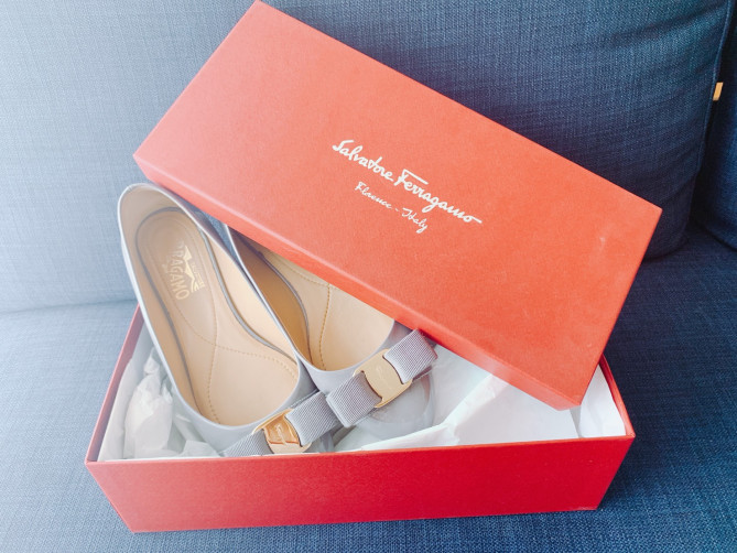 フェラガモの靴