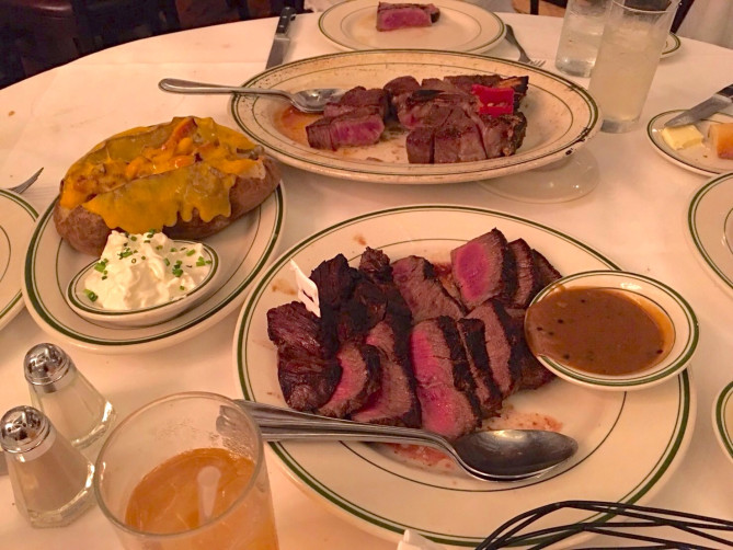 ポーターハウスステーキ