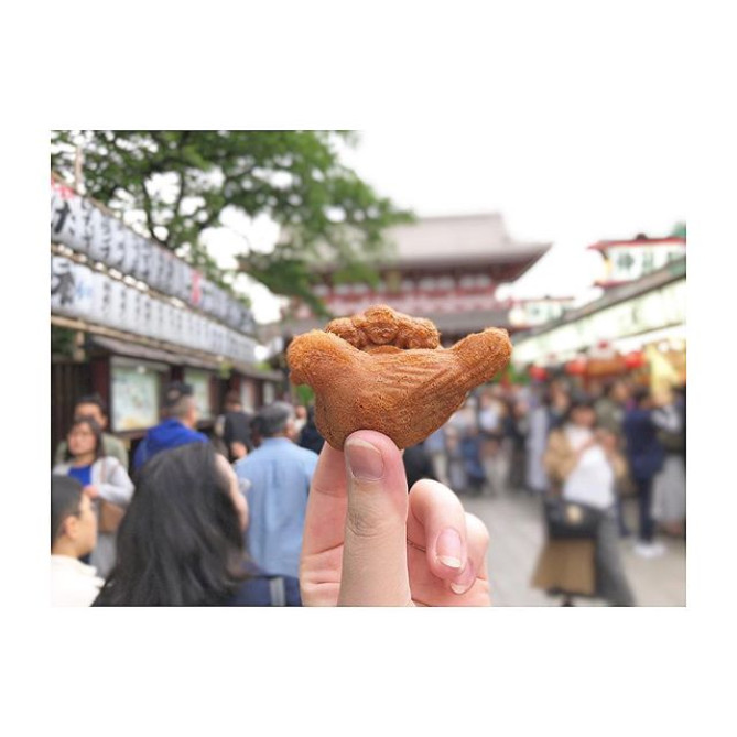 木村屋本店人形焼の焼き立て人形焼