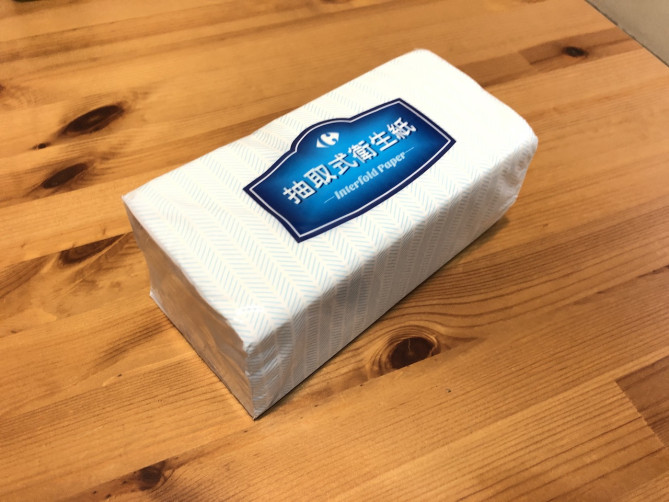 台湾で一般的なトイレットペーパー
