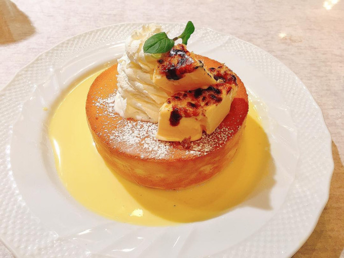 Salon Oeuf et Moi（サロンウフエモア）