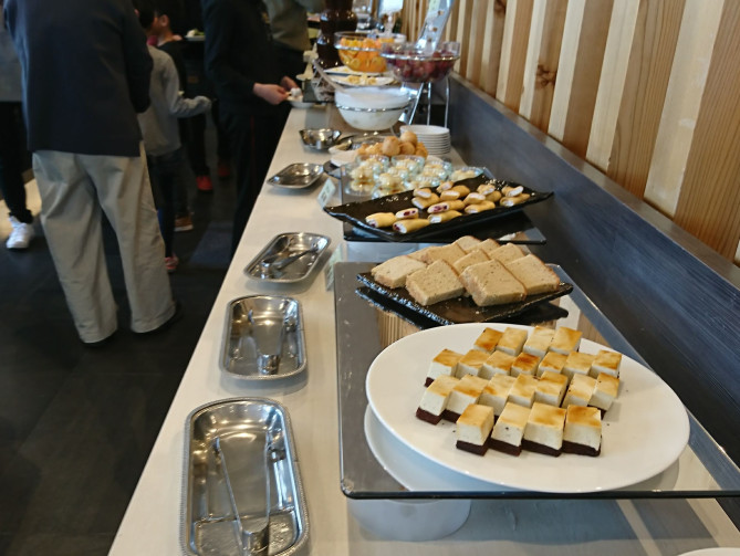 デザートも豊富なランチバイキング